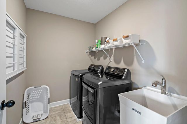 3894 Carver Path, Chaska, MN 55318