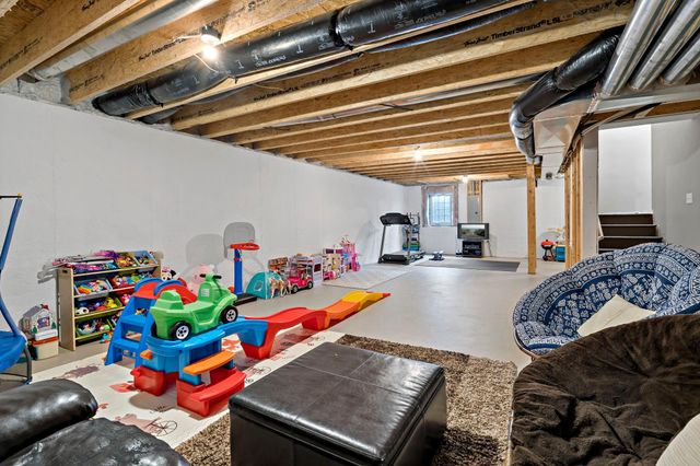 3894 Carver Path, Chaska, MN 55318