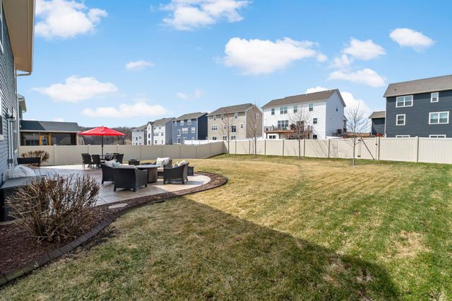 3894 Carver Path, Chaska, MN 55318