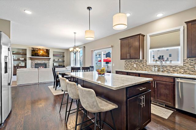 3894 Carver Path, Chaska, MN 55318