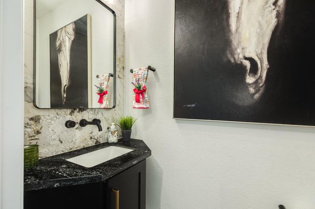 10306 Aldrin Drive, Rosharon, TX 77583