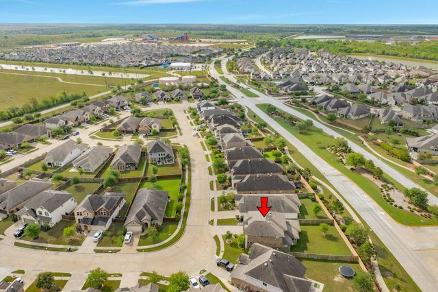 10306 Aldrin Drive, Rosharon, TX 77583