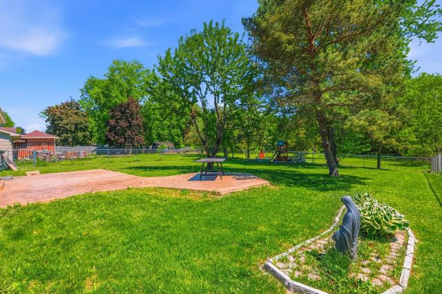 2430 HEATHER ROAD, Green Bay, WI 54311