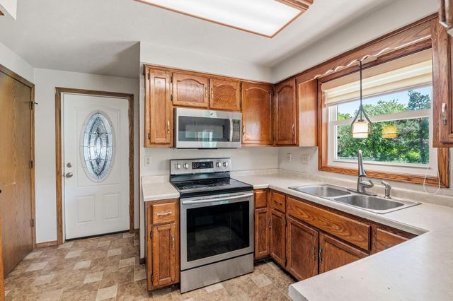 2430 HEATHER ROAD, Green Bay, WI 54311