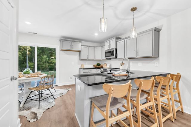 131 Quarry Point Dr C131, Clarksville, TN 37043