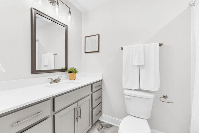 131 Quarry Point Dr C131, Clarksville, TN 37043