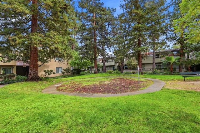 309 Tradewinds Drive 10, San Jose, CA 95123