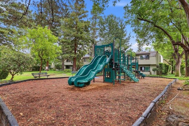 309 Tradewinds Drive 10, San Jose, CA 95123