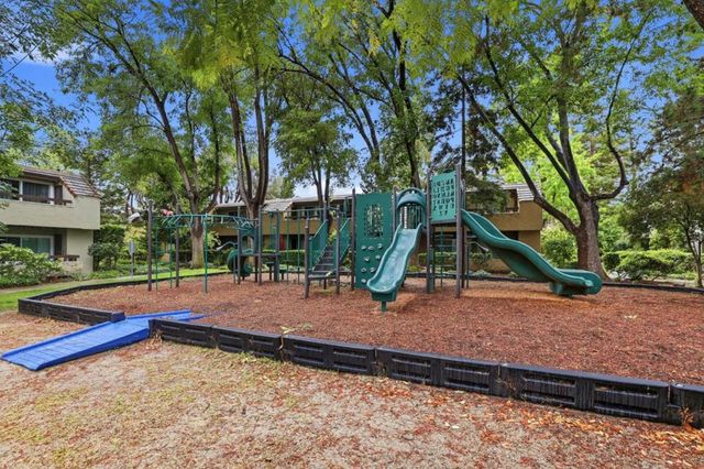 309 Tradewinds Drive 10, San Jose, CA 95123