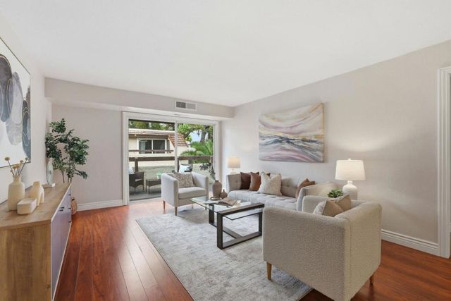 309 Tradewinds Drive 10, San Jose, CA 95123
