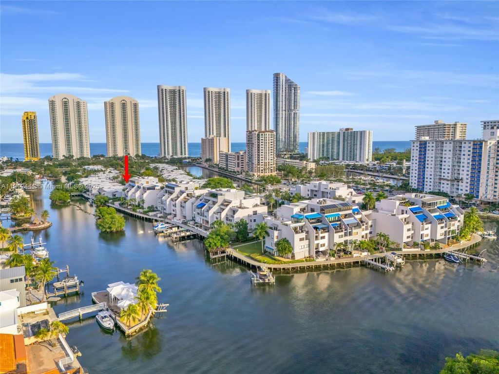 355 Poinciana Dr 1130, Sunny Isles Beach, FL 33160