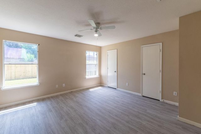 20606 Bishops Gate Lane, Humble, TX 77338