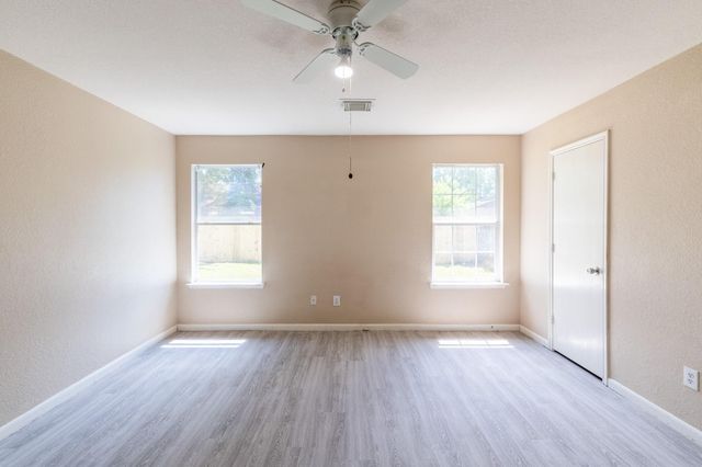 20606 Bishops Gate Lane, Humble, TX 77338