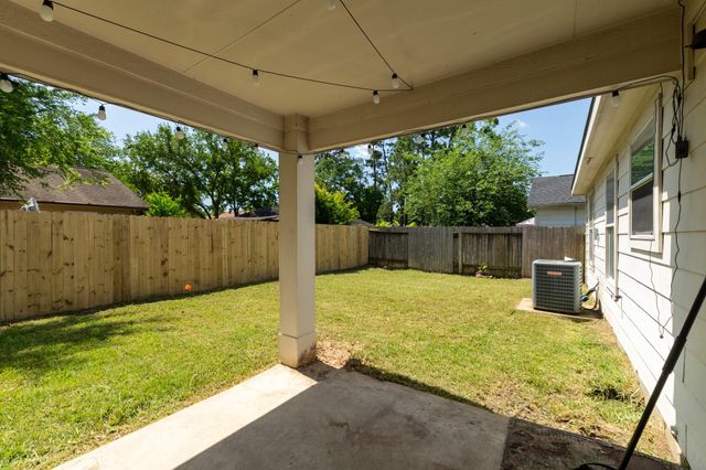20606 Bishops Gate Lane, Humble, TX 77338