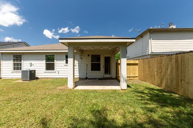 20606 Bishops Gate Lane, Humble, TX 77338