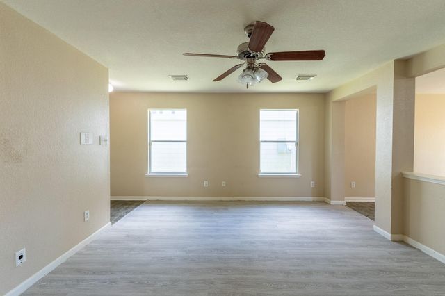 20606 Bishops Gate Lane, Humble, TX 77338