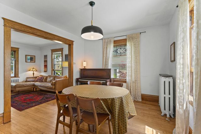 1646 Taylor Avenue, Saint Paul, MN 55104