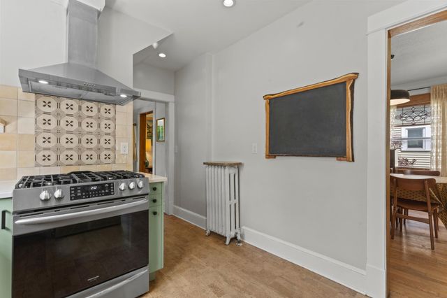 1646 Taylor Avenue, Saint Paul, MN 55104