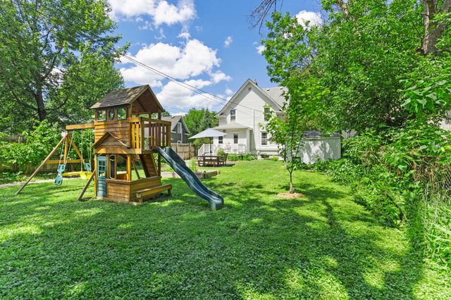 1646 Taylor Avenue, Saint Paul, MN 55104
