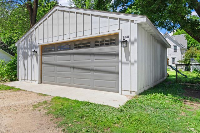 1646 Taylor Avenue, Saint Paul, MN 55104