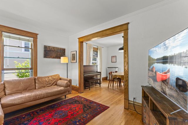 1646 Taylor Avenue, Saint Paul, MN 55104