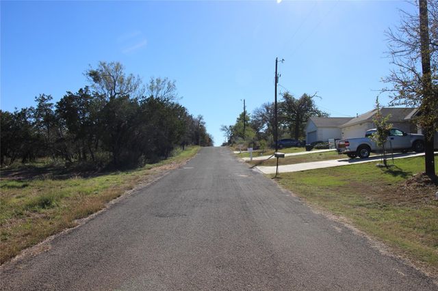 735 Birch LN, Cottonwood Shores, TX 78657