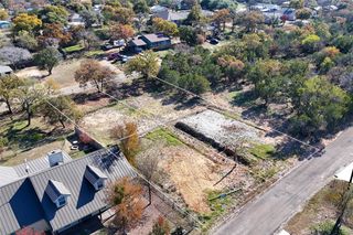 735 Birch LN, Cottonwood Shores, TX 78657