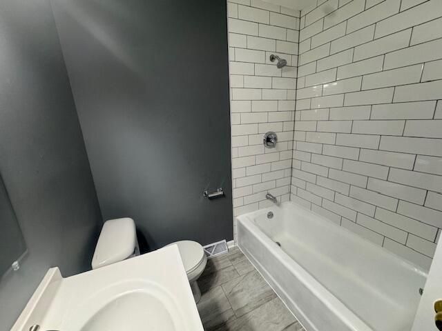 5709 N 78th STREET, Milwaukee, WI 53218