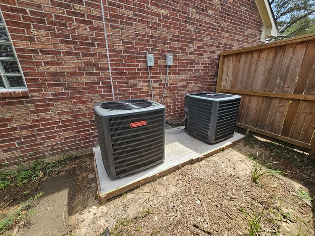 12503 Rosewood Way Lane, Houston, TX 77041