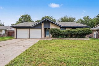 1317 Columbia Circle, Norman, OK 73071