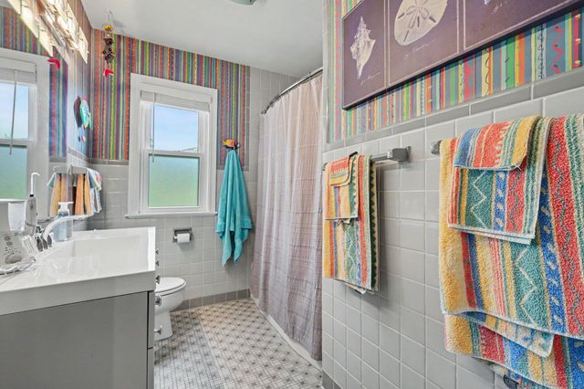 101 Shore Drive, Portage, IN 46368