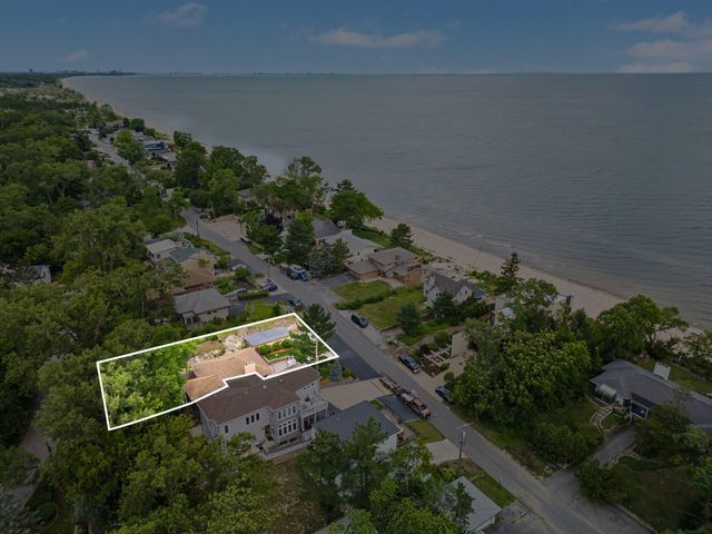 101 Shore Drive, Portage, IN 46368