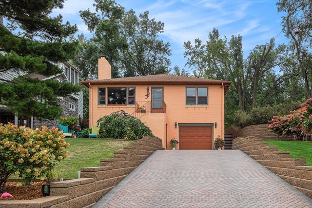 101 Shore Drive, Portage, IN 46368