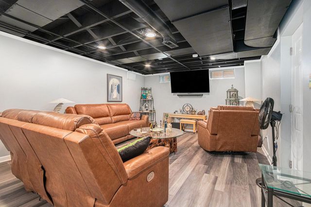 101 Shore Drive, Portage, IN 46368