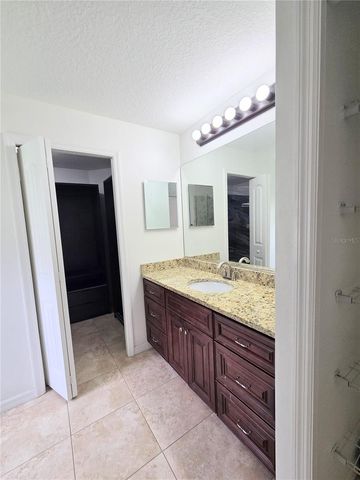 302 SAN LORENZO COURT, Bradenton, FL 34208
