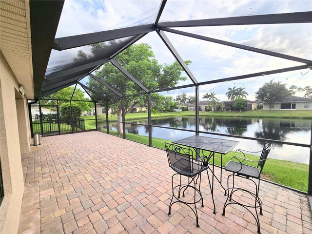 302 SAN LORENZO COURT, Bradenton, FL 34208