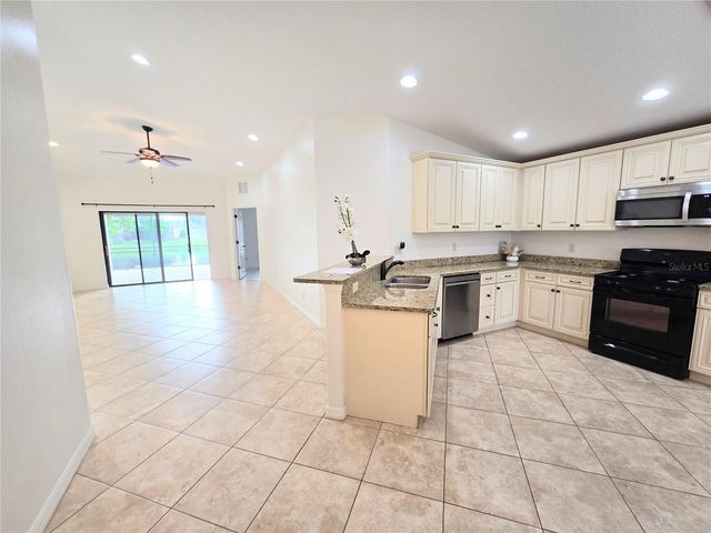 302 SAN LORENZO COURT, Bradenton, FL 34208