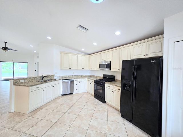302 SAN LORENZO COURT, Bradenton, FL 34208