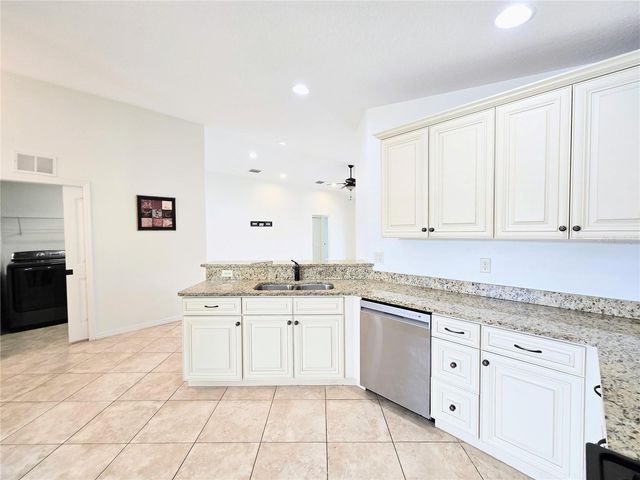 302 SAN LORENZO COURT, Bradenton, FL 34208