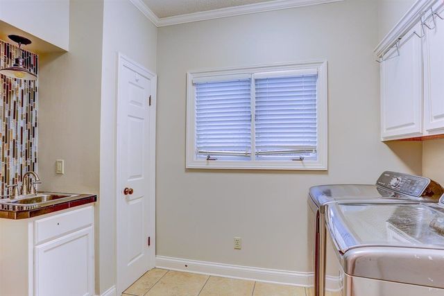 2001 WOODCHASE CV, Memphis, TN 38016