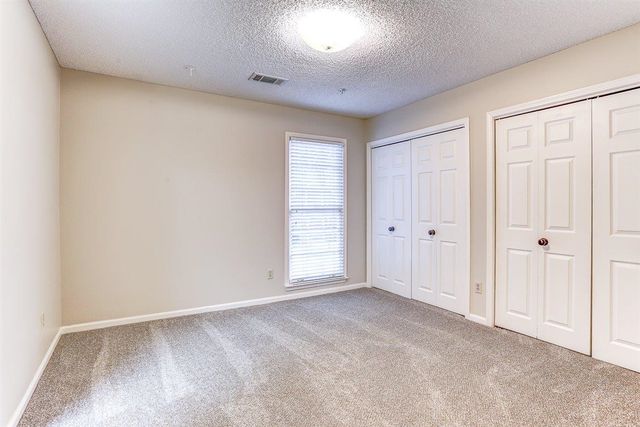 2001 WOODCHASE CV, Memphis, TN 38016