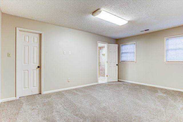 2001 WOODCHASE CV, Memphis, TN 38016