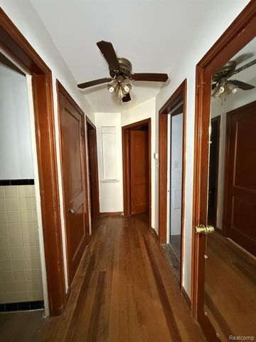 13801 Fordham Street, Detroit, MI 48205