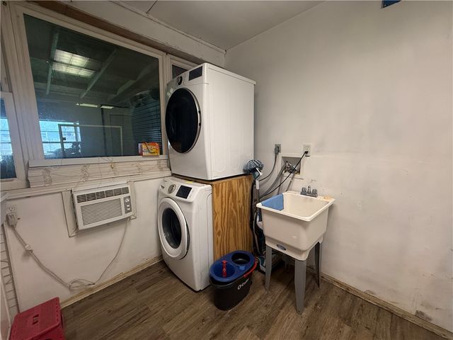 1320 Denver Avenue, Russellville, AR 72801