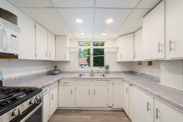 857 FRANKLIN STREET, Oshkosh, WI 54901
