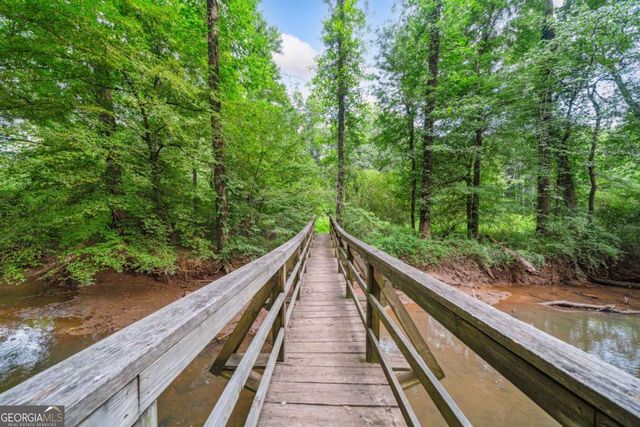 1265 Whitestone Ridge, Alpharetta, GA 30005