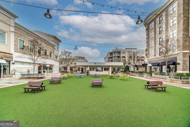 1265 Whitestone Ridge, Alpharetta, GA 30005