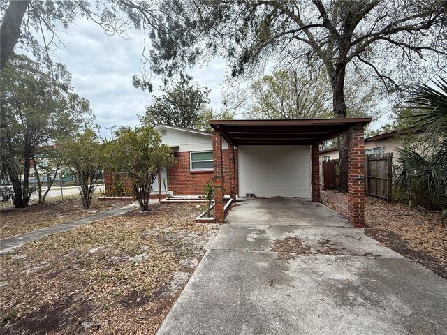 1102 E HUMPHREY STREET, Tampa, FL 33604