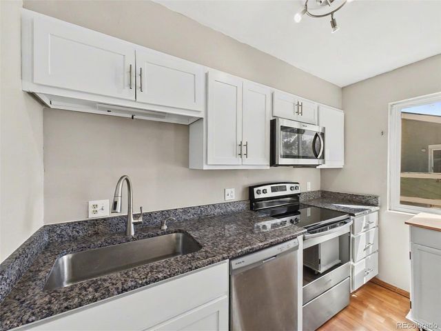 968 S Peoria St, Aurora, CO 80012