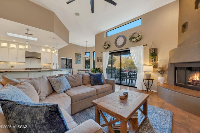 1550 E Ganymede Drive, Oro Valley, AZ 85737